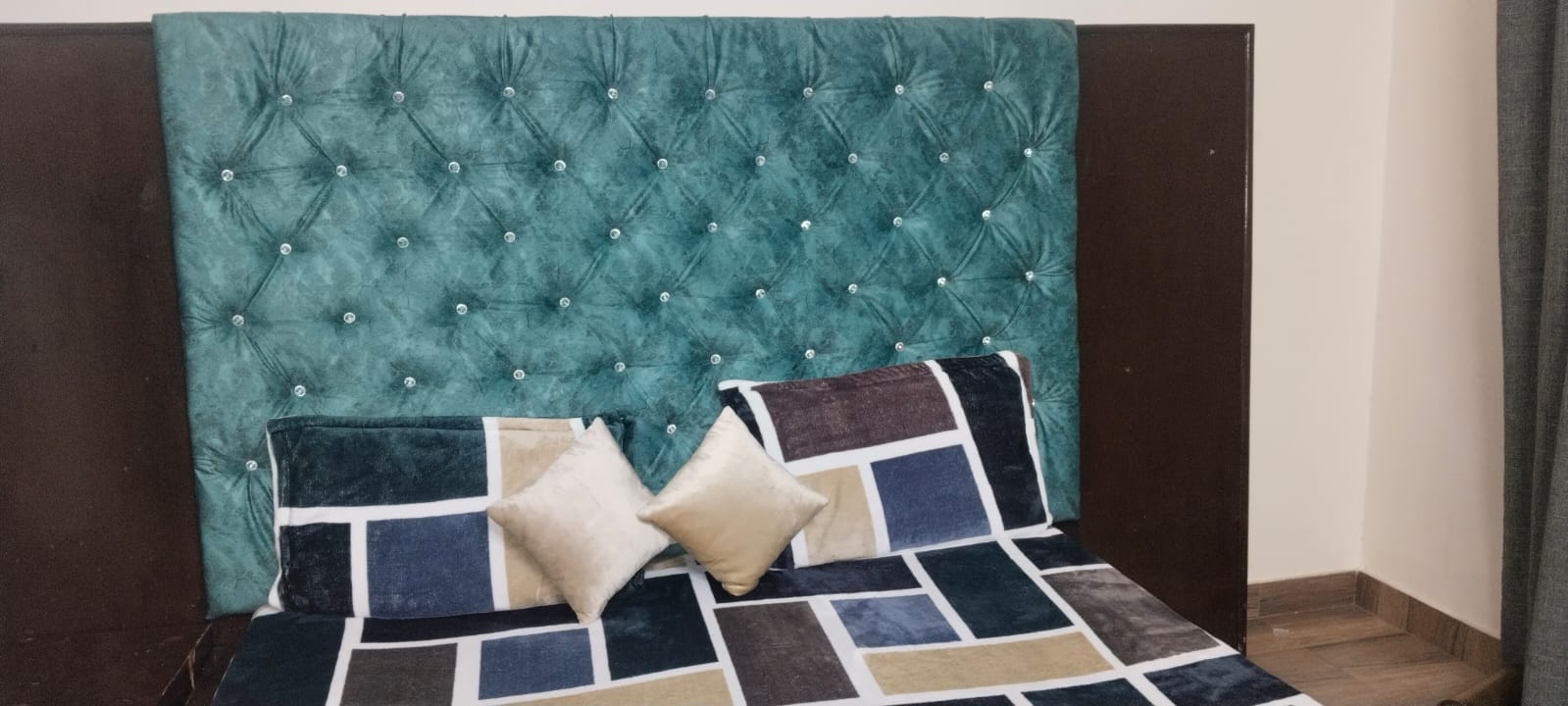 Arsh Sofa Repair
